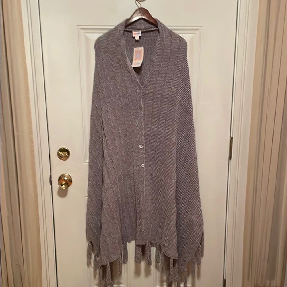 LuLaRoe Mimi Gray Knit Wrap with Fringe